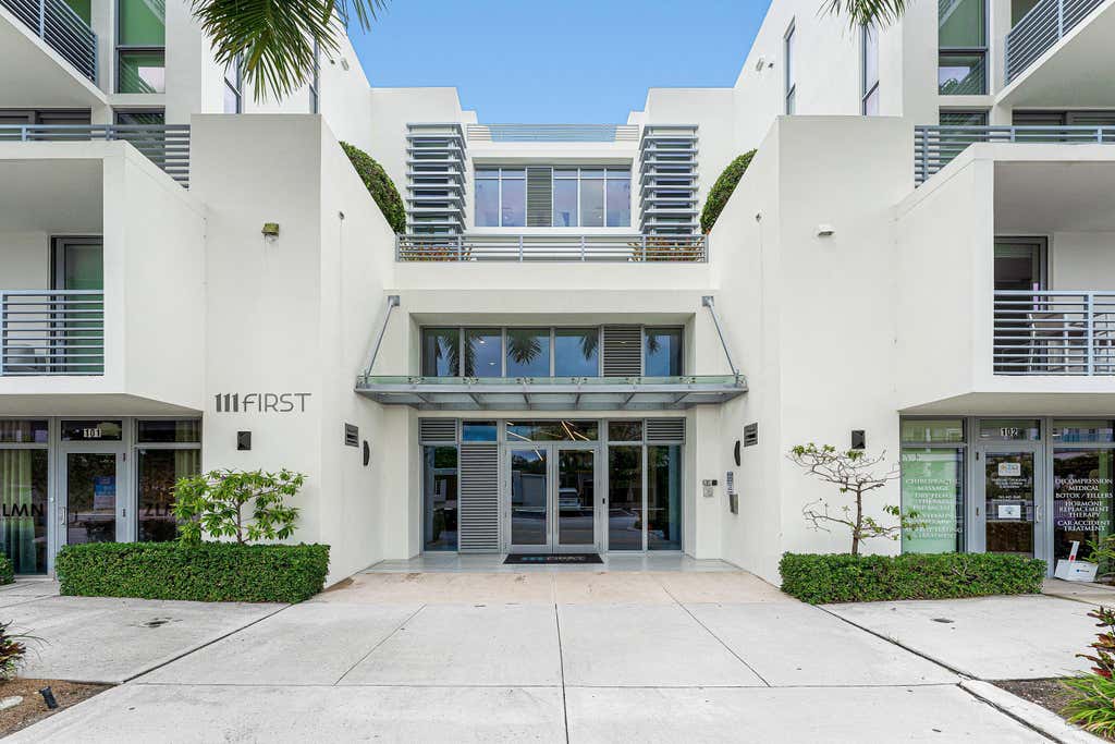 Photo of 111 SE 1ST Avenue #406, Delray Beach, FL 33444 (MLS # B26061543)