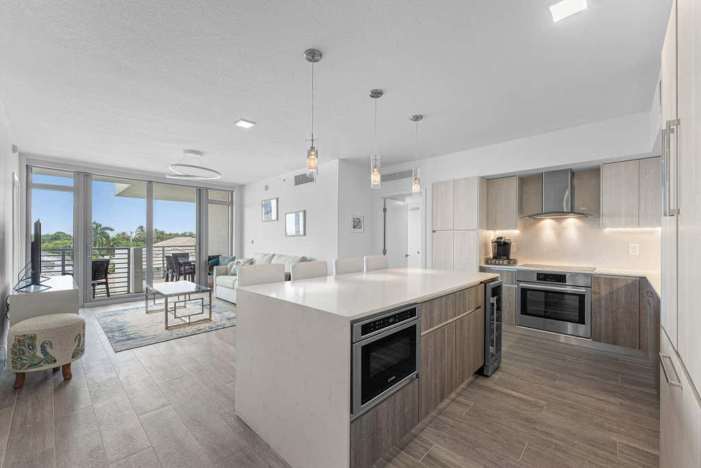 Photo of 111 SE 1ST Avenue #406, Delray Beach, FL 33444 (MLS # B26061543)