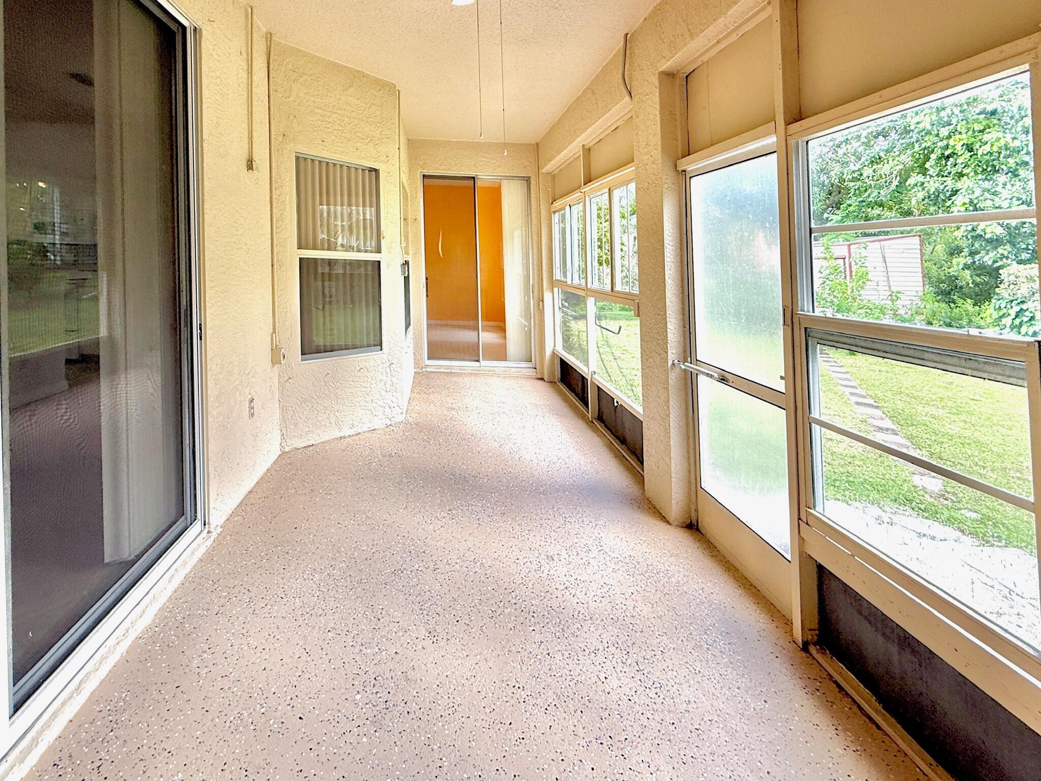 PORT ST LUCIE SECTION 18 - Residential Lease