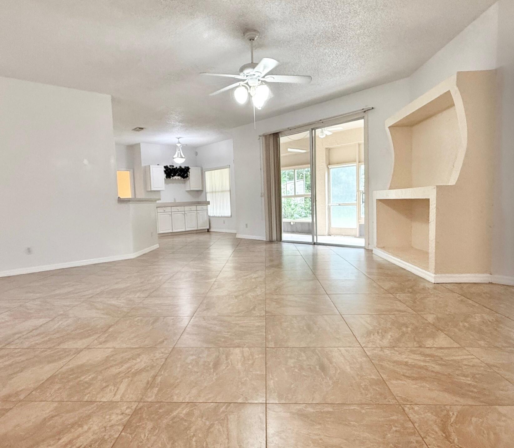 PORT ST LUCIE SECTION 18 - Residential Lease