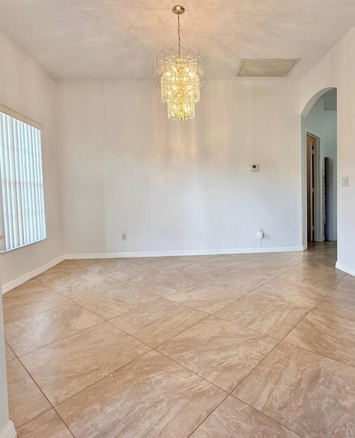 PORT ST LUCIE SECTION 18 - Residential Lease