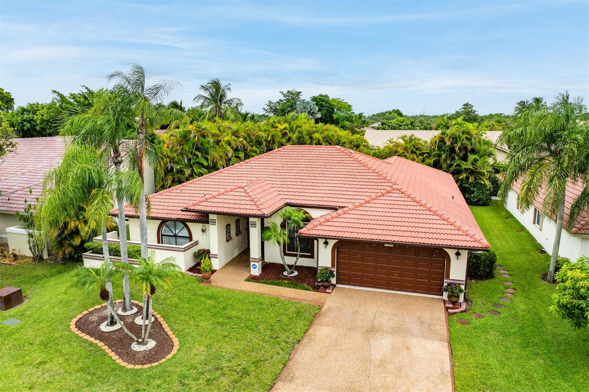 West Glen 128-3 B - Residential