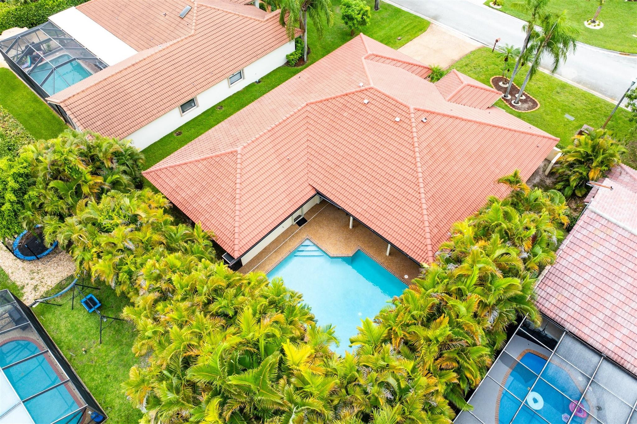 West Glen 128-3 B - Residential