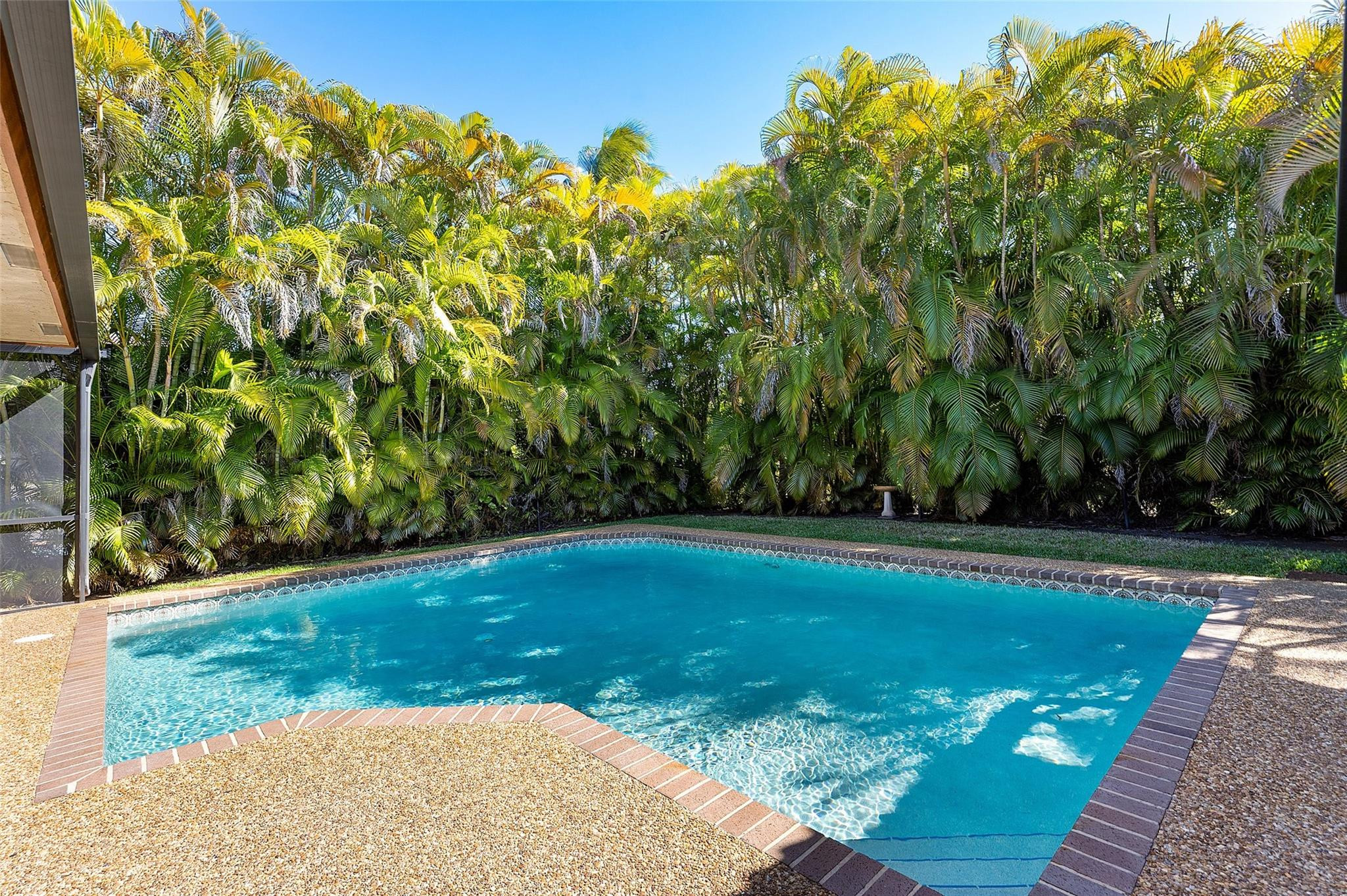 West Glen 128-3 B - Residential