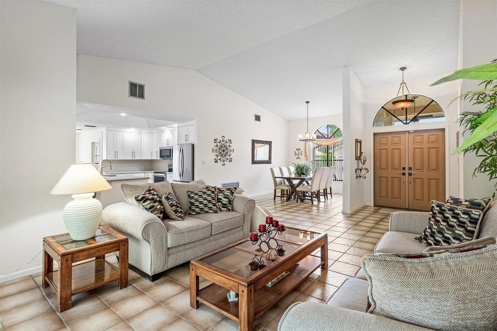 West Glen 128-3 B - Residential