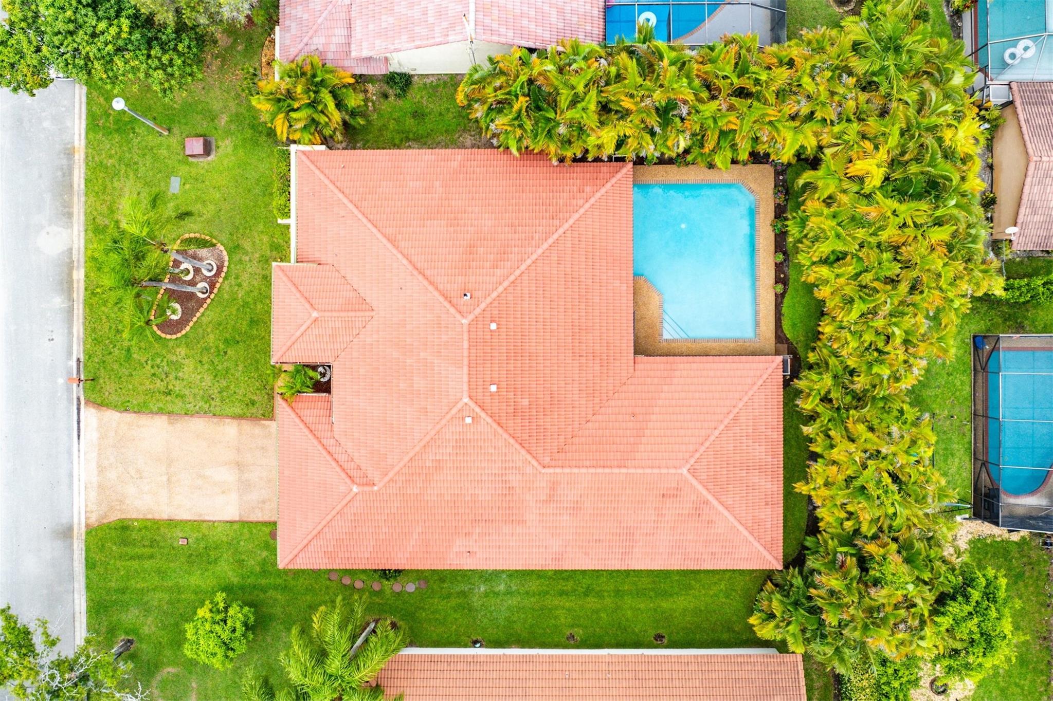 West Glen 128-3 B - Residential