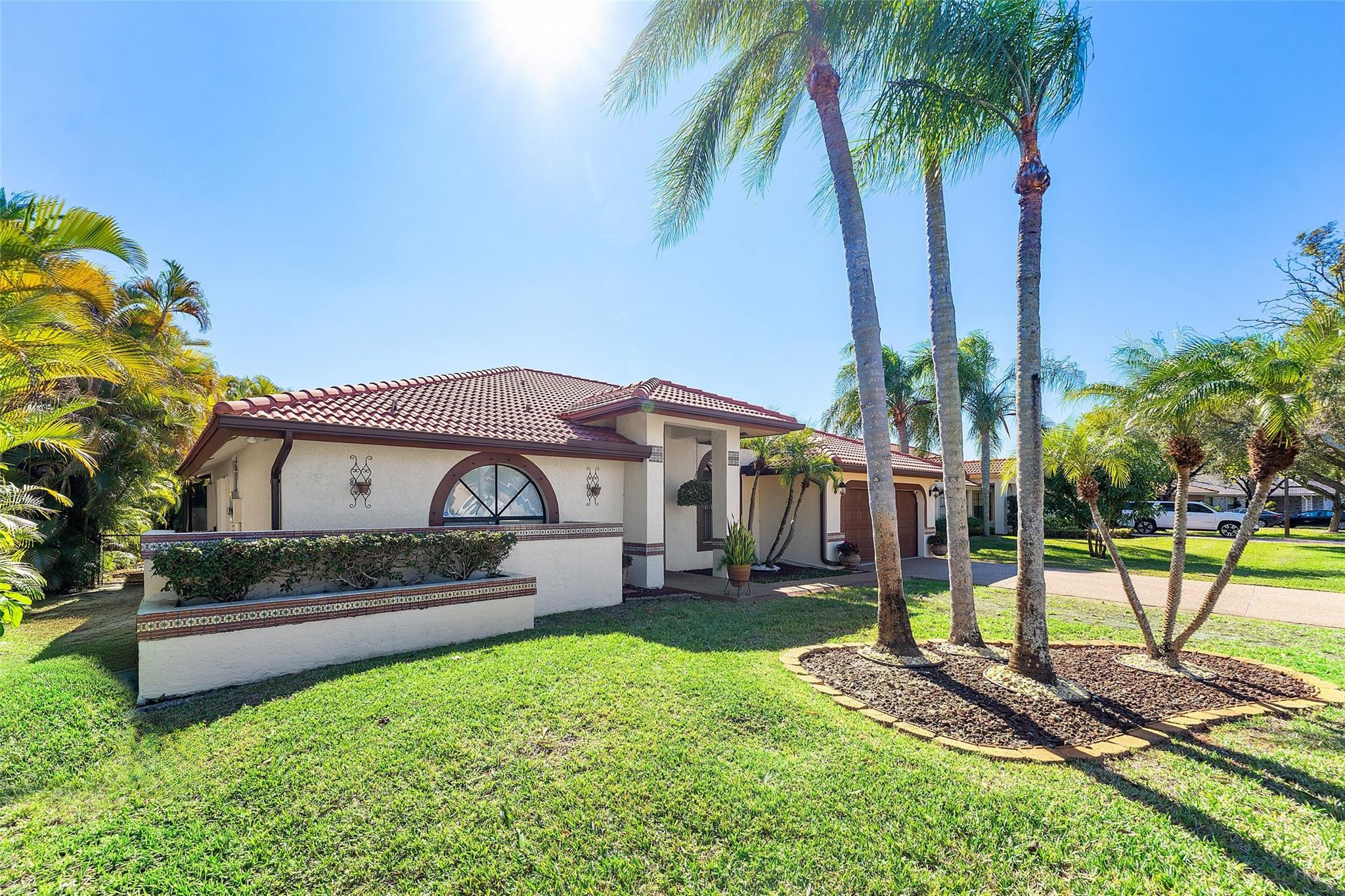 West Glen 128-3 B - Residential