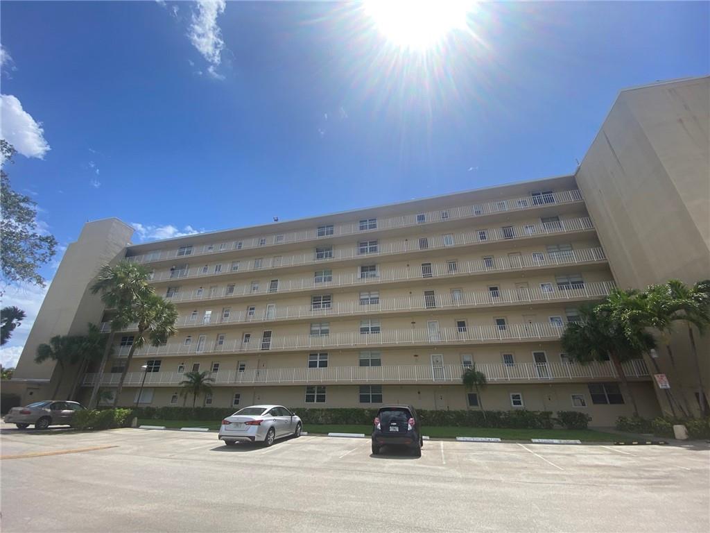 Boca Teeca Condo Unit 03 - Residential