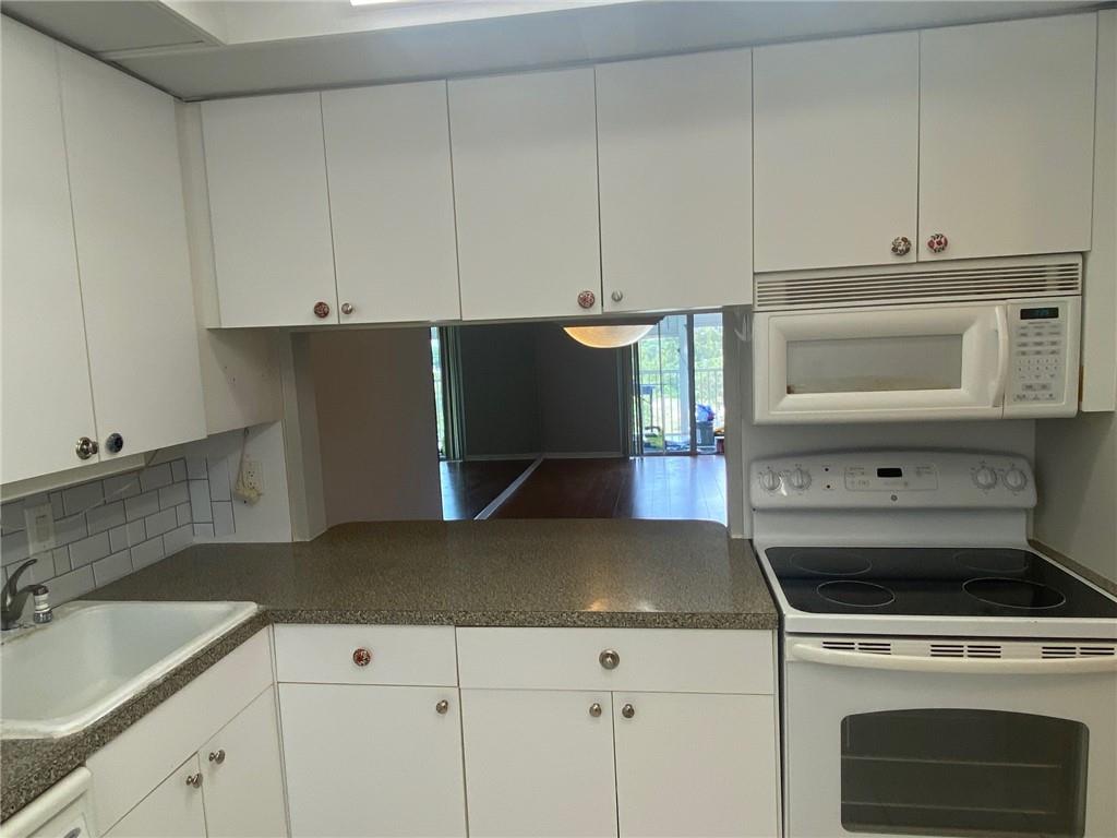 Boca Teeca Condo Unit 03 - Residential