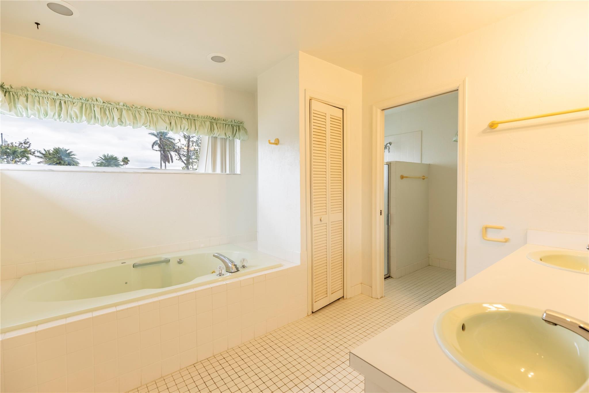 Lake Estates Add 42-26 B - Residential