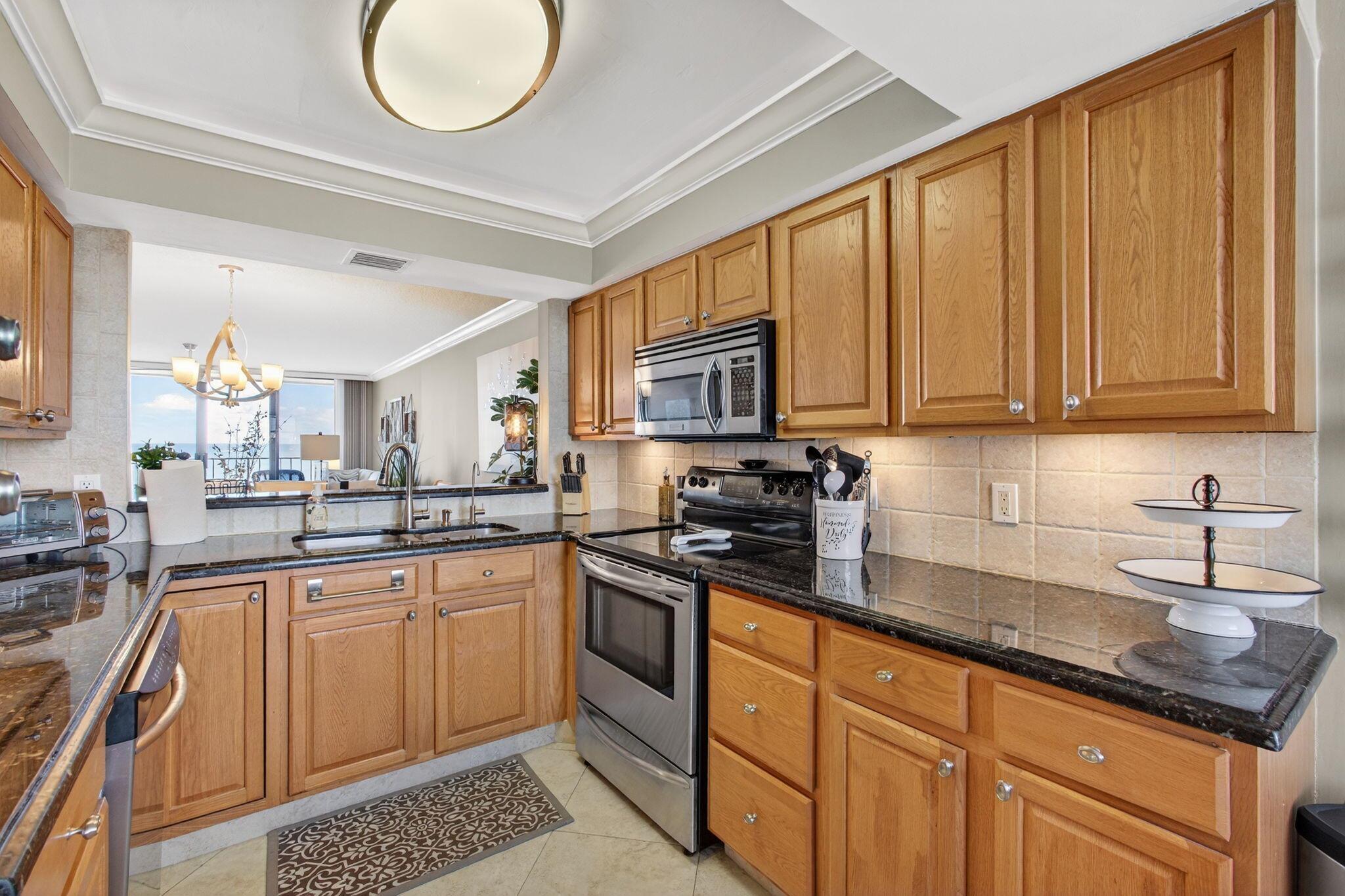 BRYN MAWR OCEAN TOWERS, A - Residential Lease