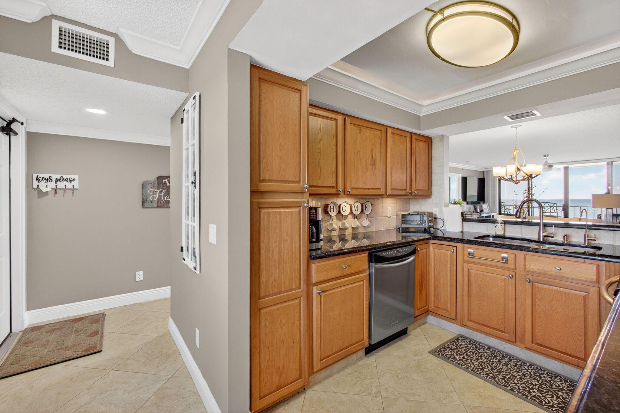 BRYN MAWR OCEAN TOWERS, A - Residential Lease