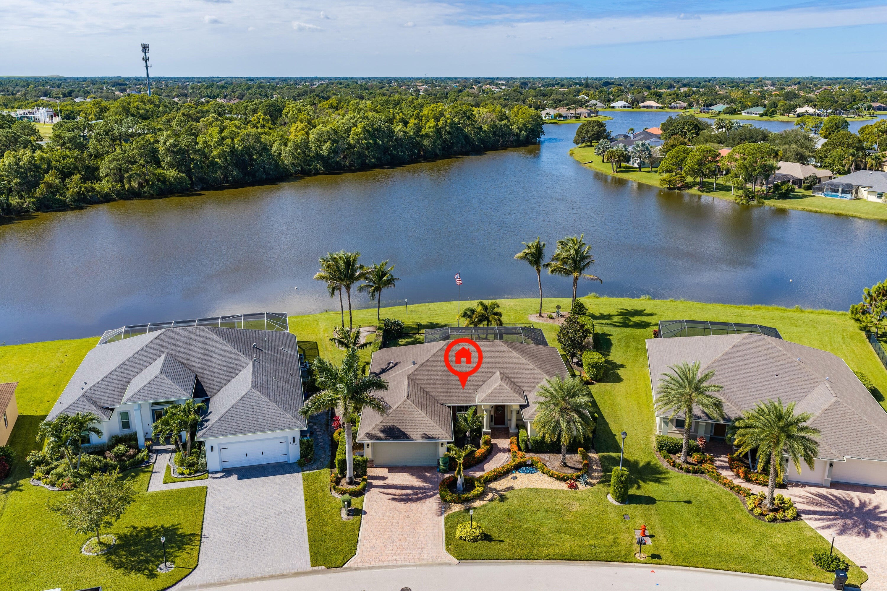 460 SW VISTA LAKE Drive