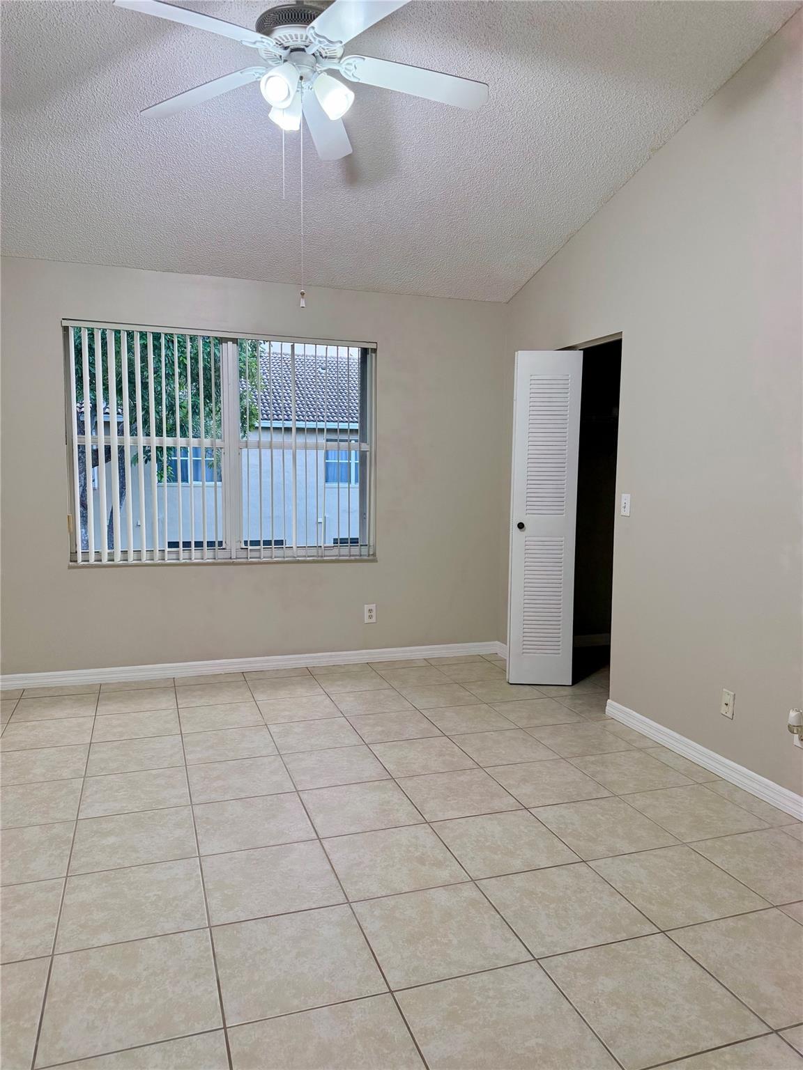 PELICAN POINTE - Residential Lease