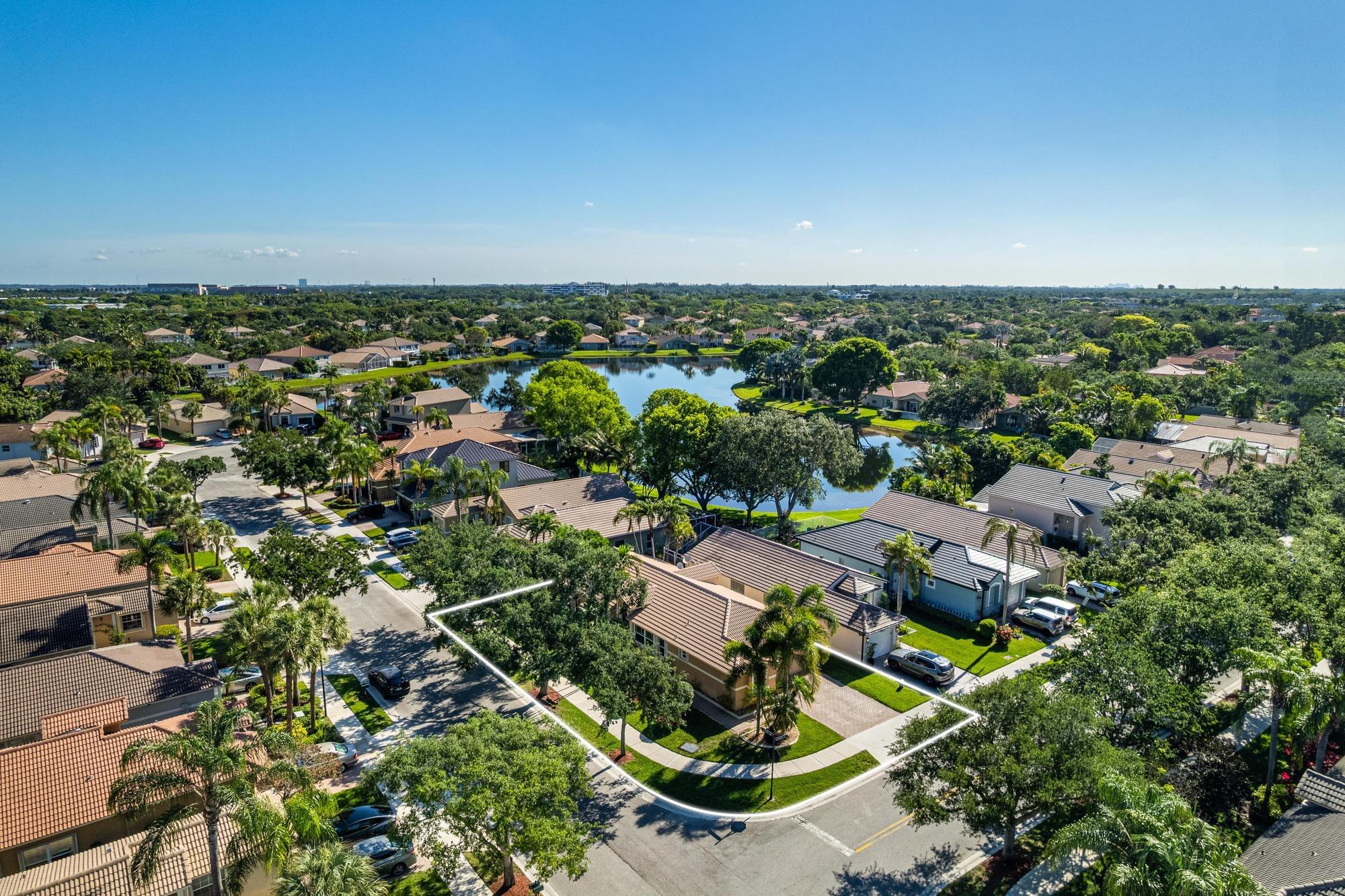 SAPPHIRE SHORES-SAPPHIRE SOUND - Residential