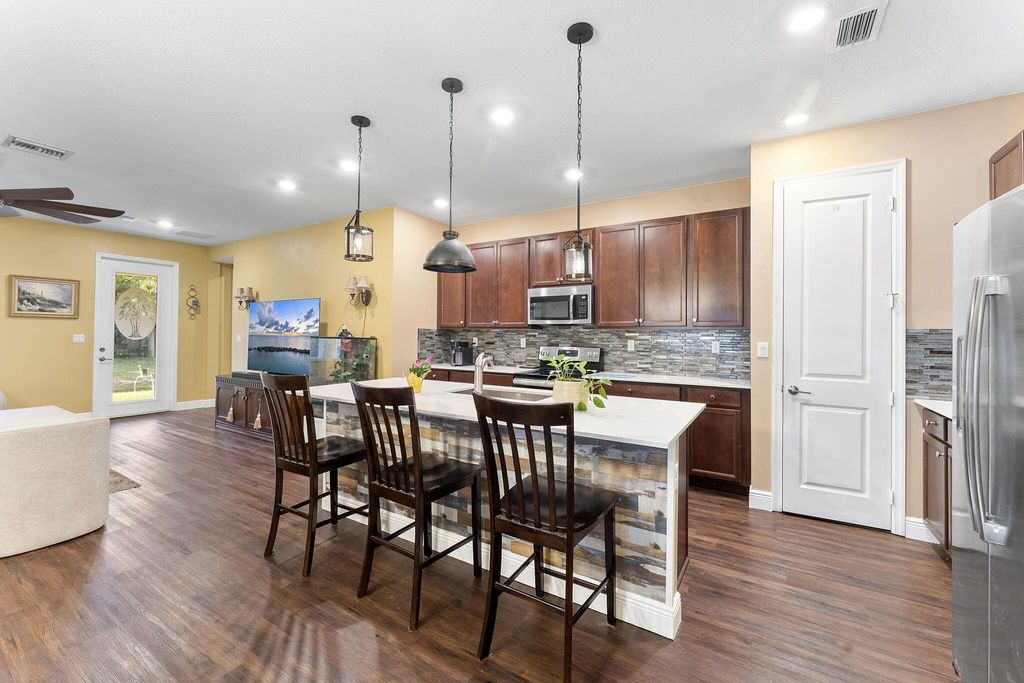 Photo of 4025 Marina Way, Deerfield Beach, FL 33064 (MLS # R11146504)