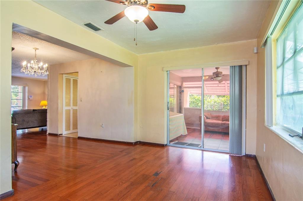 SUNRISE GOLF VILLAGE - Residential