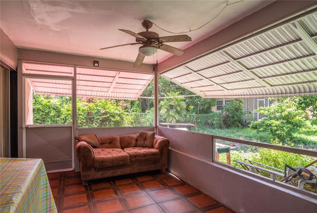 SUNRISE GOLF VILLAGE - Residential