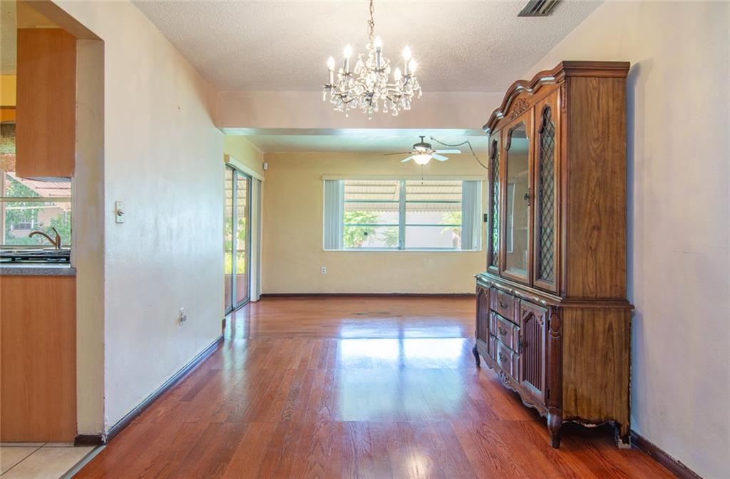 SUNRISE GOLF VILLAGE - Residential