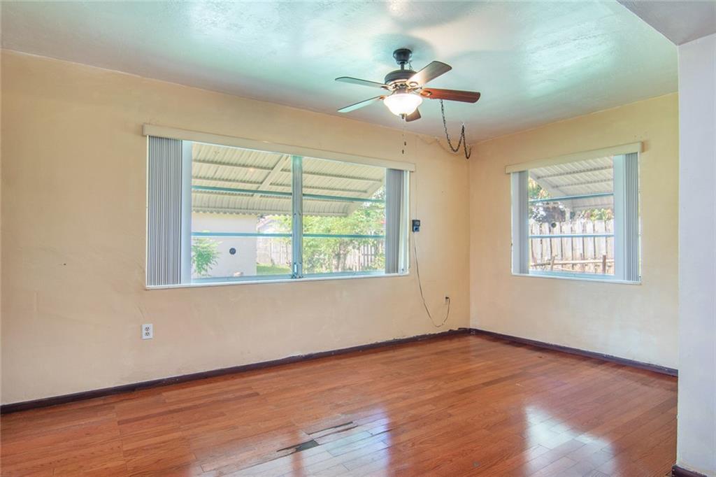 SUNRISE GOLF VILLAGE - Residential