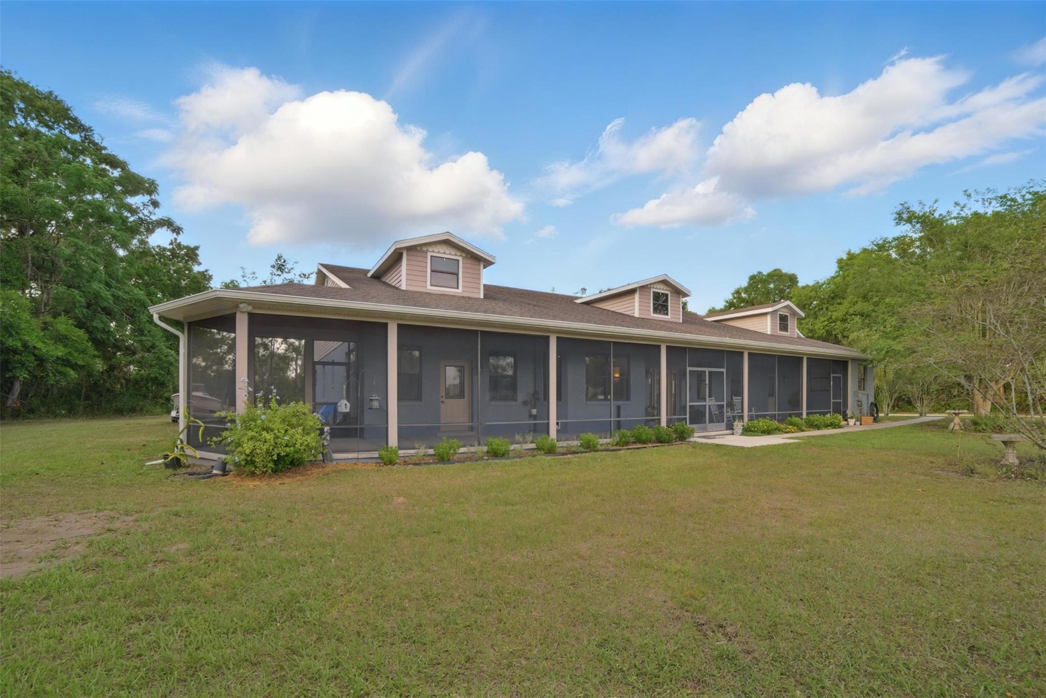 384 E Kings Highway