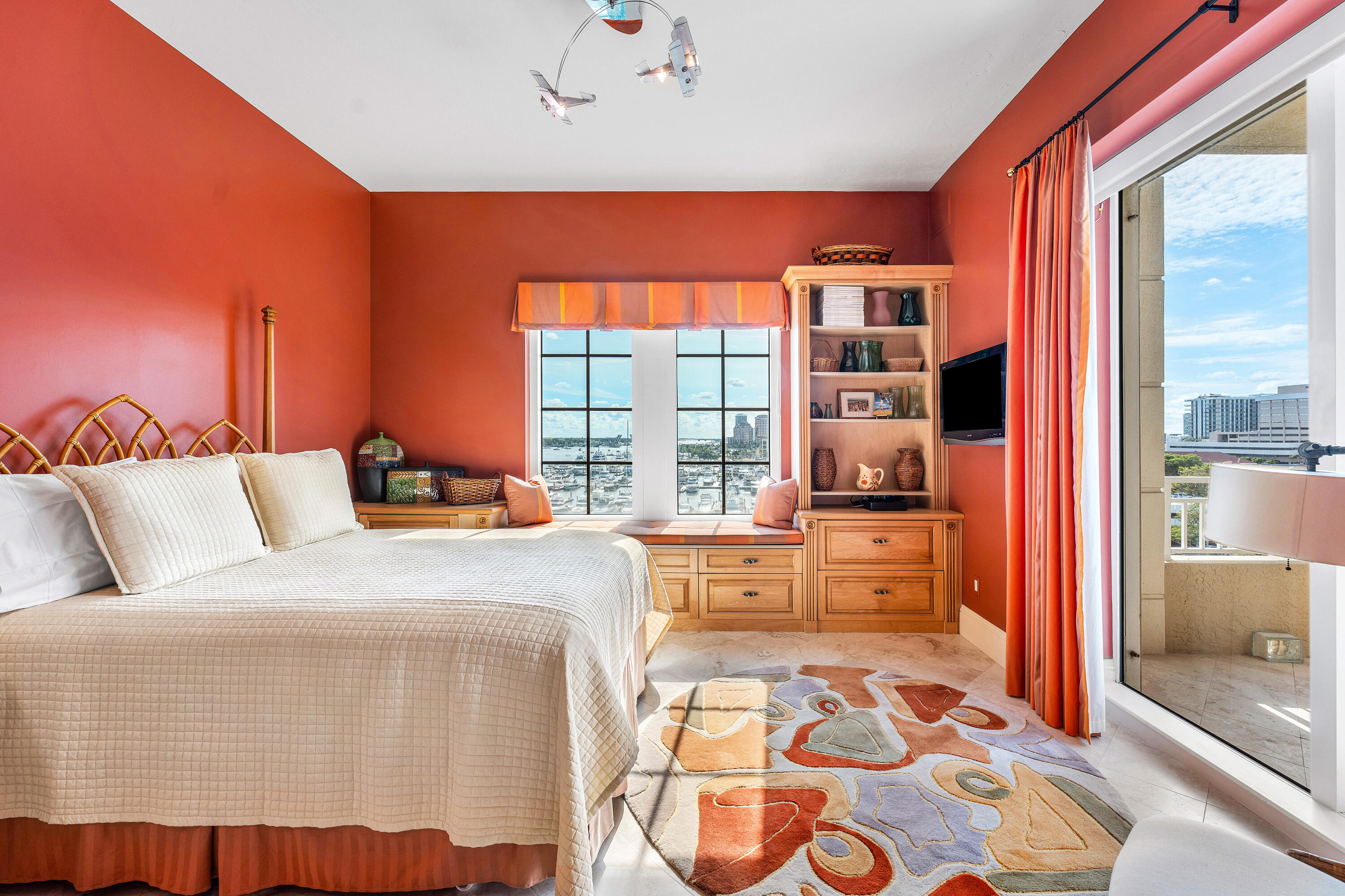 ONE WATERMARK PLACE OF THE PALM BEACHES - Residential