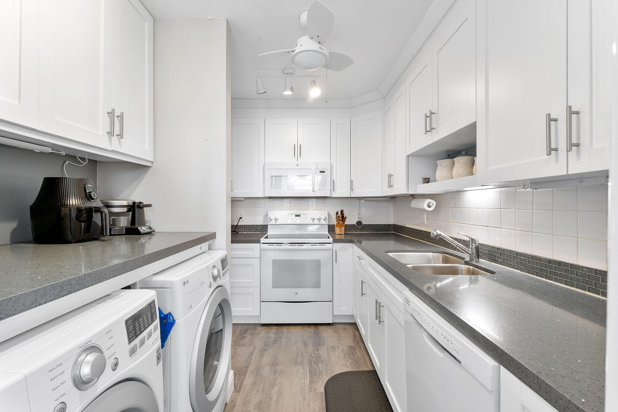 PINES OF DELRAY CONDO - Residential