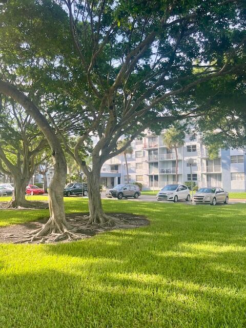 BEAUTIFUL DIRECT VIEWS OF CLEAR LAKE! VINYL FLOORS THROUGHOUT, HURRICANE SLIDING DOORS. GATED COMMUNITY W/POOL, GYM & TENNIS, SECURE BUILDING WITH KEY/PHONE ENTRY CABLE & WATER INCLUDED!
