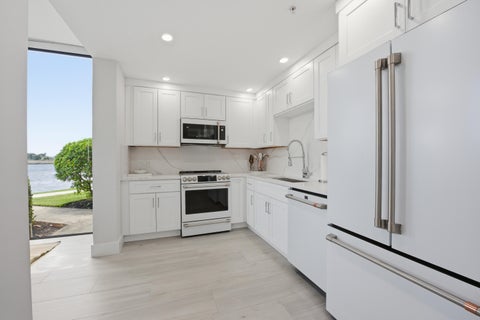 Tiny photo for 7768 Lakeside Boulevard #515, Boca Raton, FL 33434 (MLS # B26035240)