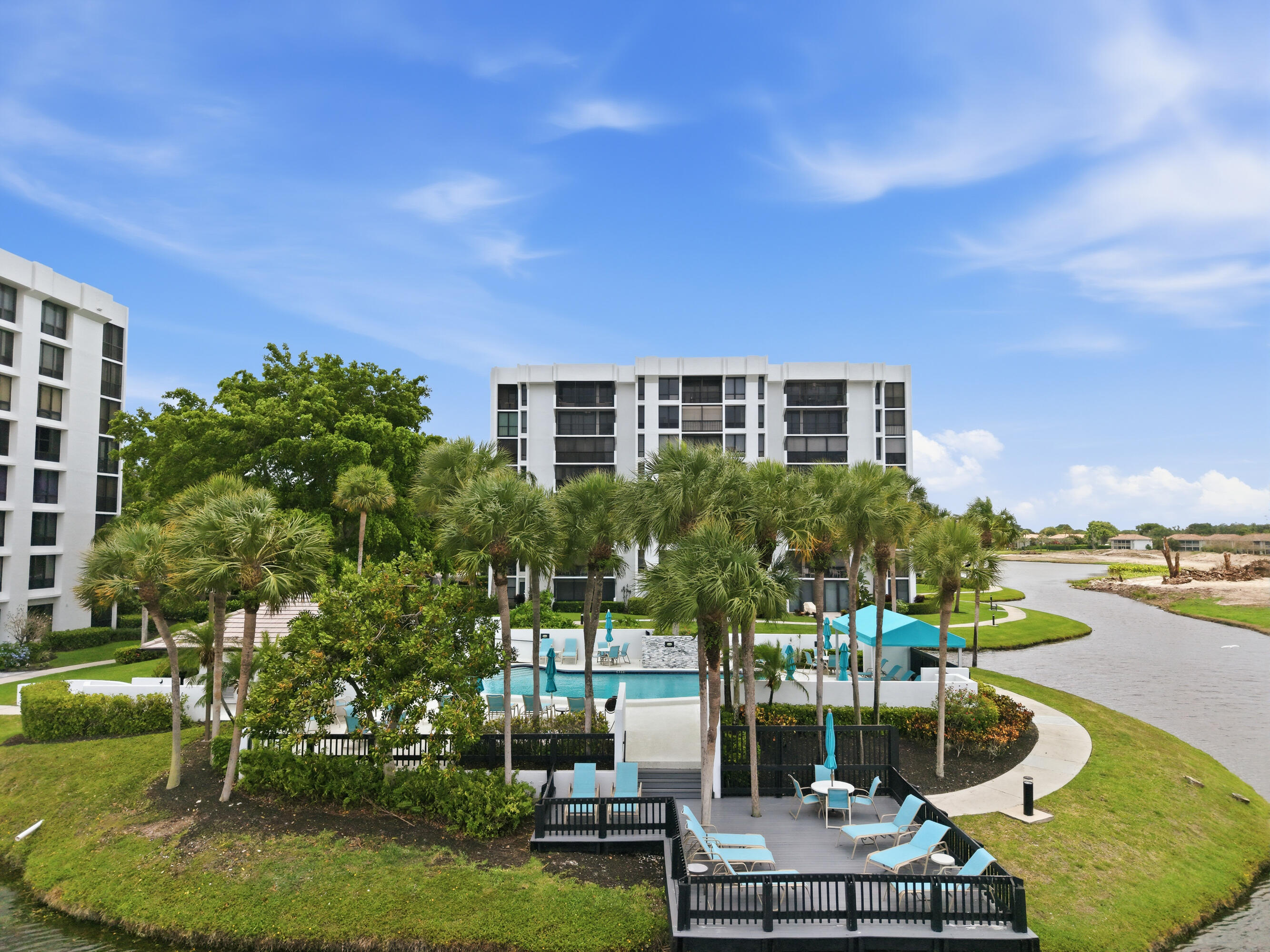 LAKEWOOD MIDRISE CONDO - Residential