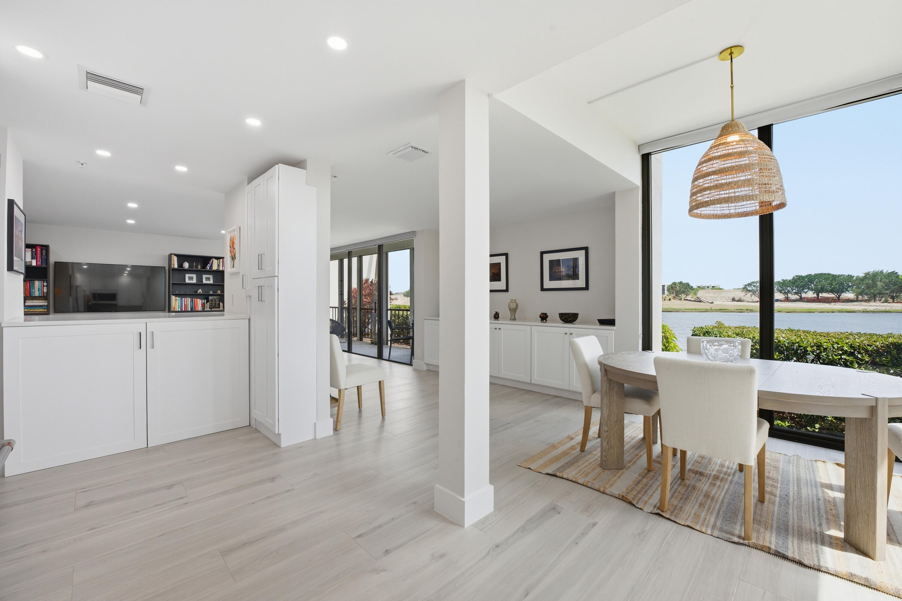 LAKEWOOD MIDRISE CONDO - Residential