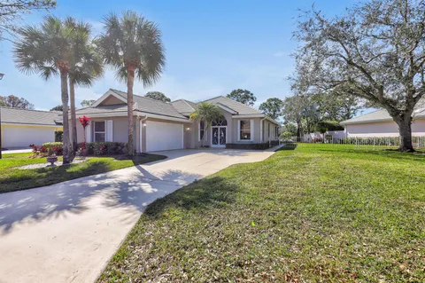 7351 SE Fiddlewood Lane, Hobe Sound, FL MLS: R11059620
