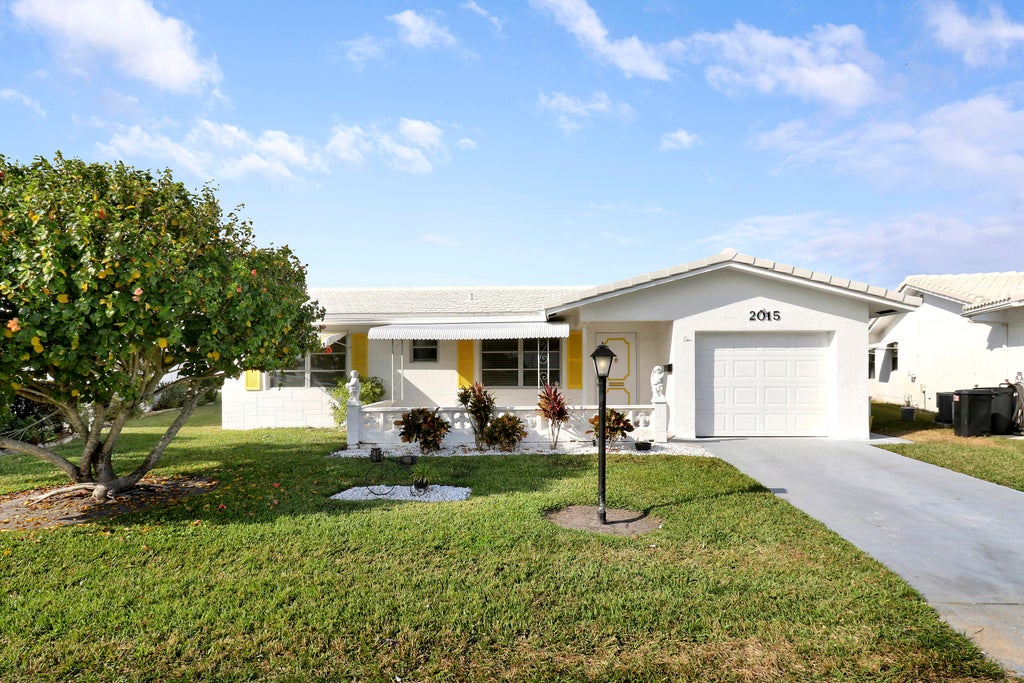 Photo of 2015 Vastine Drive, Boynton Beach, FL 33426 (MLS # R11047571)