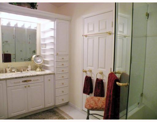 L AMBIANCE OF VIA VERDE - Residential