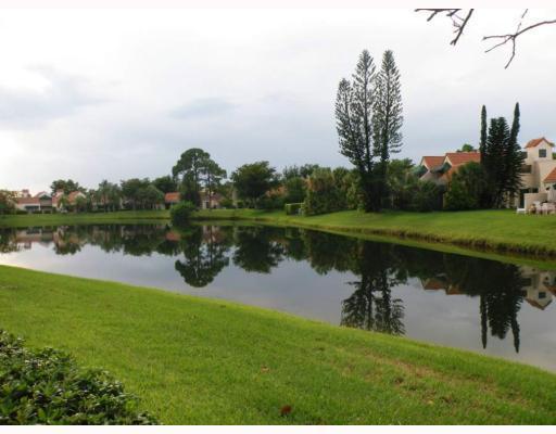 L AMBIANCE OF VIA VERDE - Residential