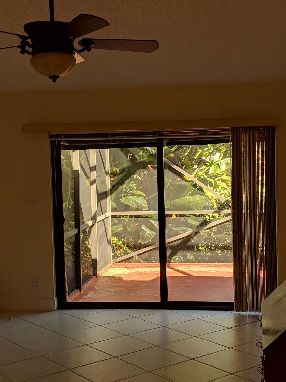 L AMBIANCE OF VIA VERDE - Residential