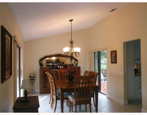 L AMBIANCE OF VIA VERDE - Residential