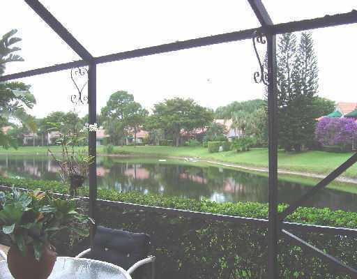 L AMBIANCE OF VIA VERDE - Residential