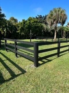 PADDOCK PARK 2 OF WELLINGTON - Residential