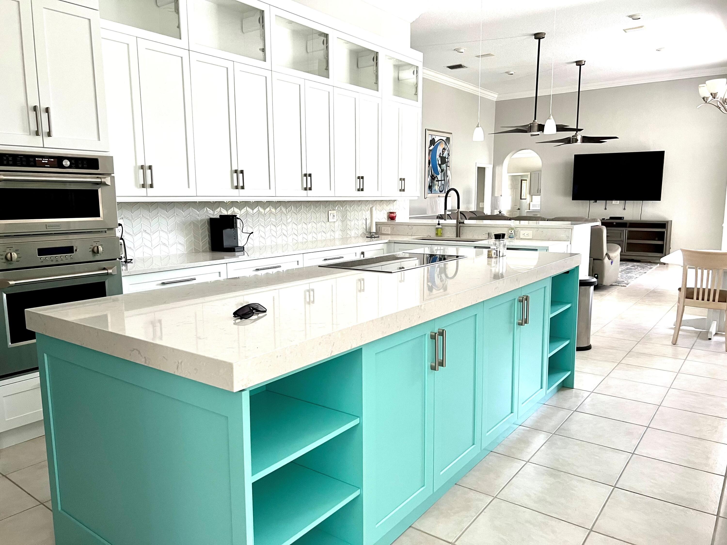 PADDOCK PARK 2 OF WELLINGTON - Residential