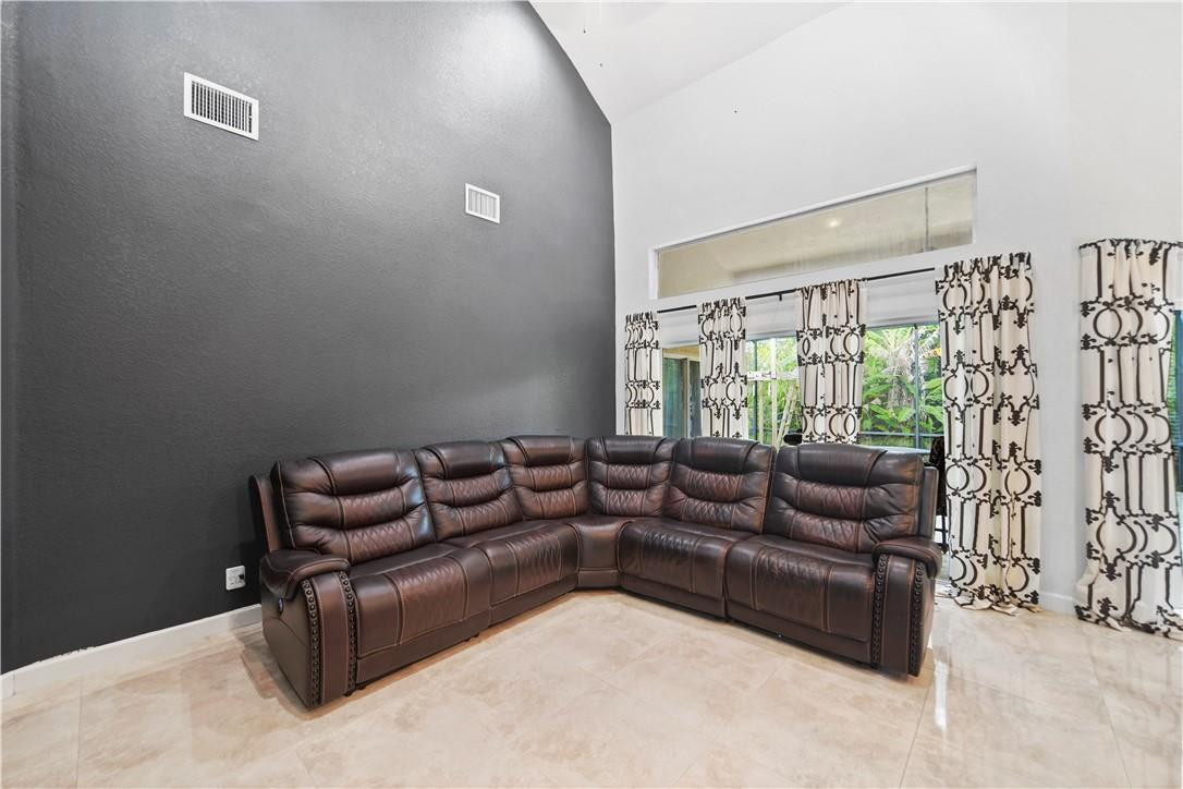 Parkland Isles - Residential