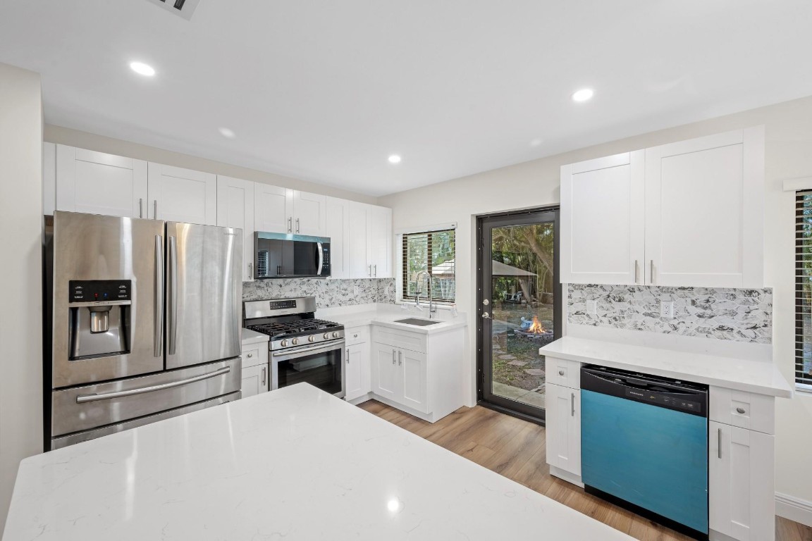 Sunset Trails 4 24-34 B - Residential Lease