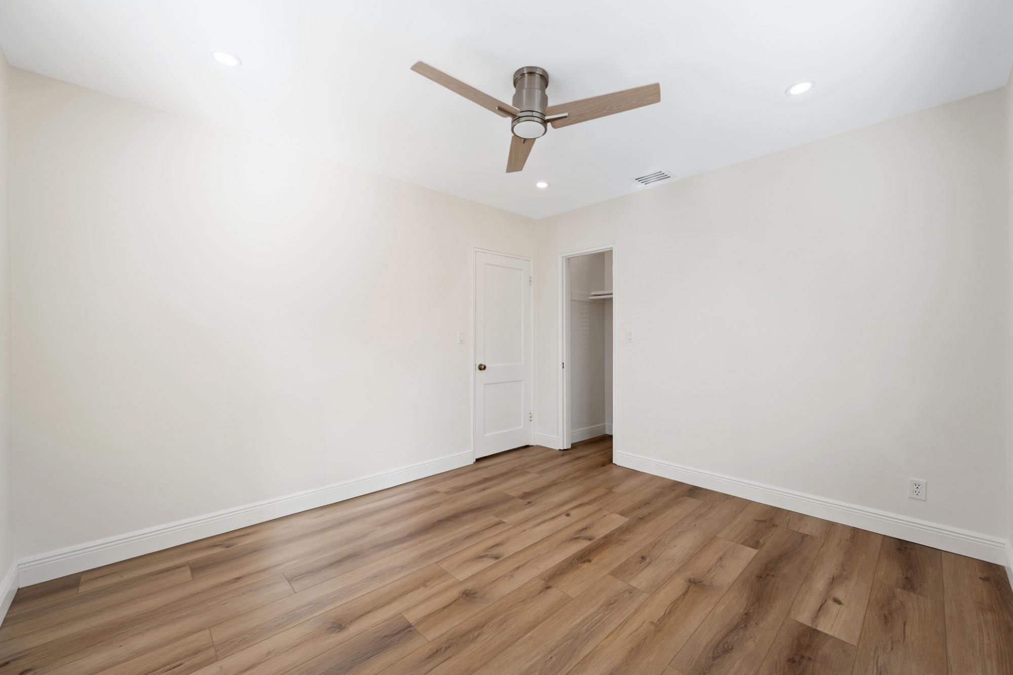 Sunset Trails 4 24-34 B - Residential Lease