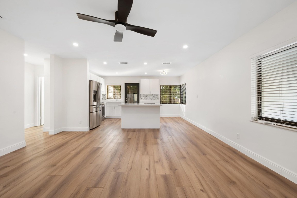 Sunset Trails 4 24-34 B - Residential Lease