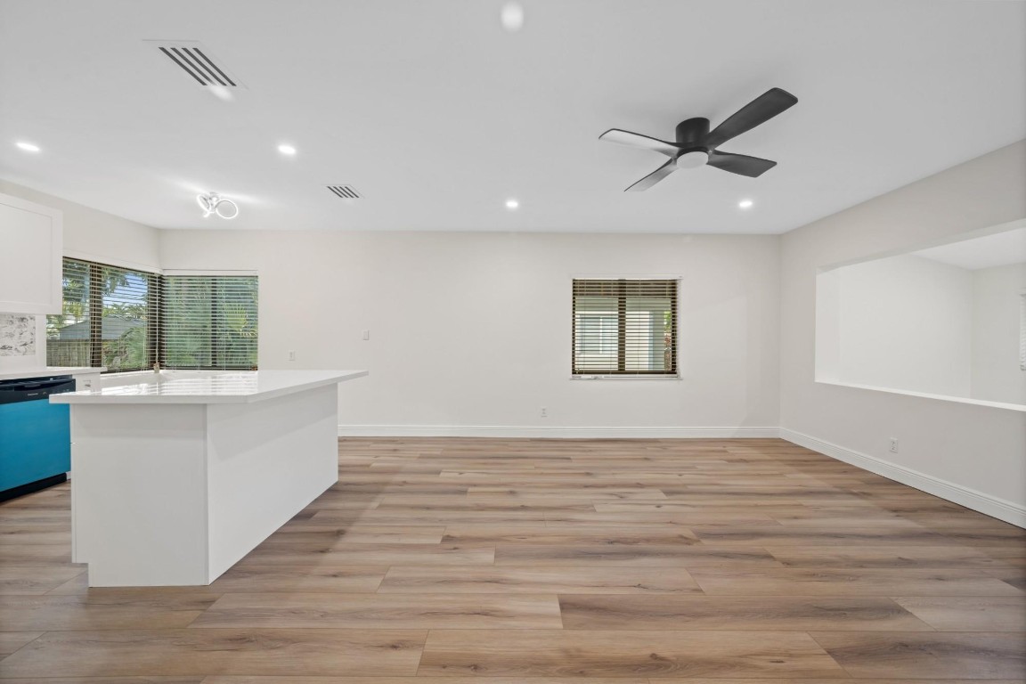 Sunset Trails 4 24-34 B - Residential Lease