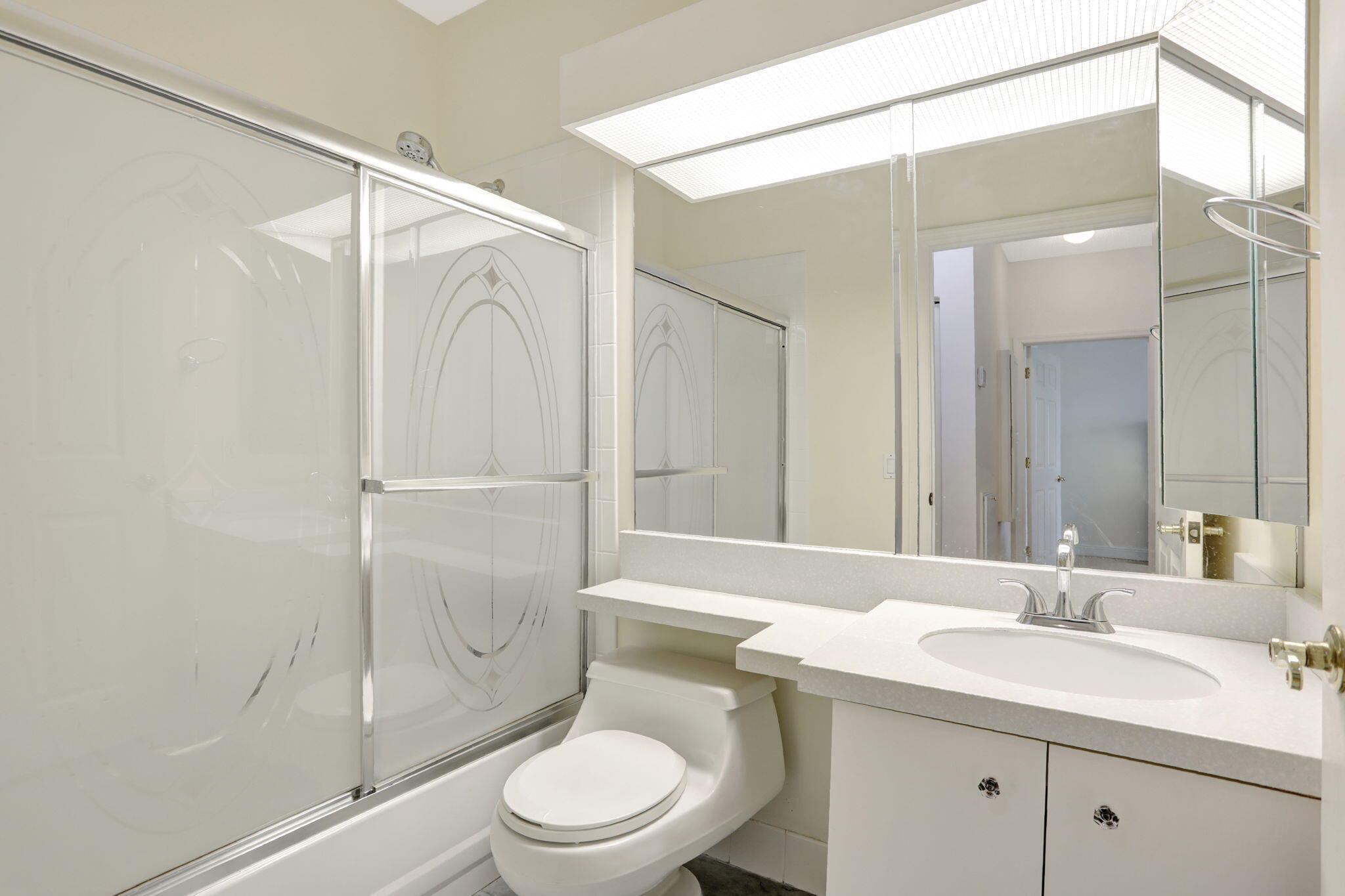 OLYMPIA & YORK RESIDENTIAL PLAT - Residential Lease