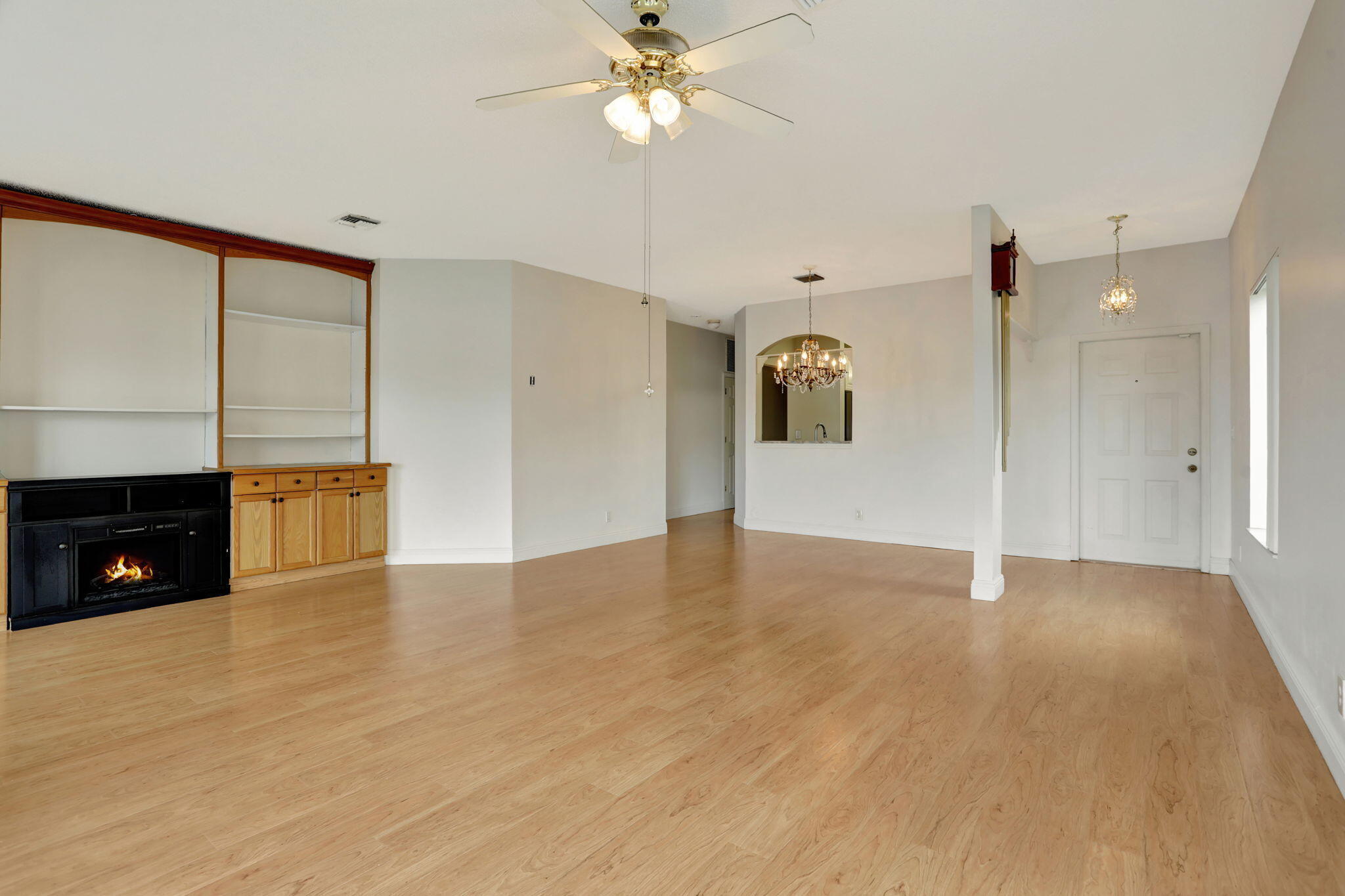 OLYMPIA & YORK RESIDENTIAL PLAT - Residential Lease