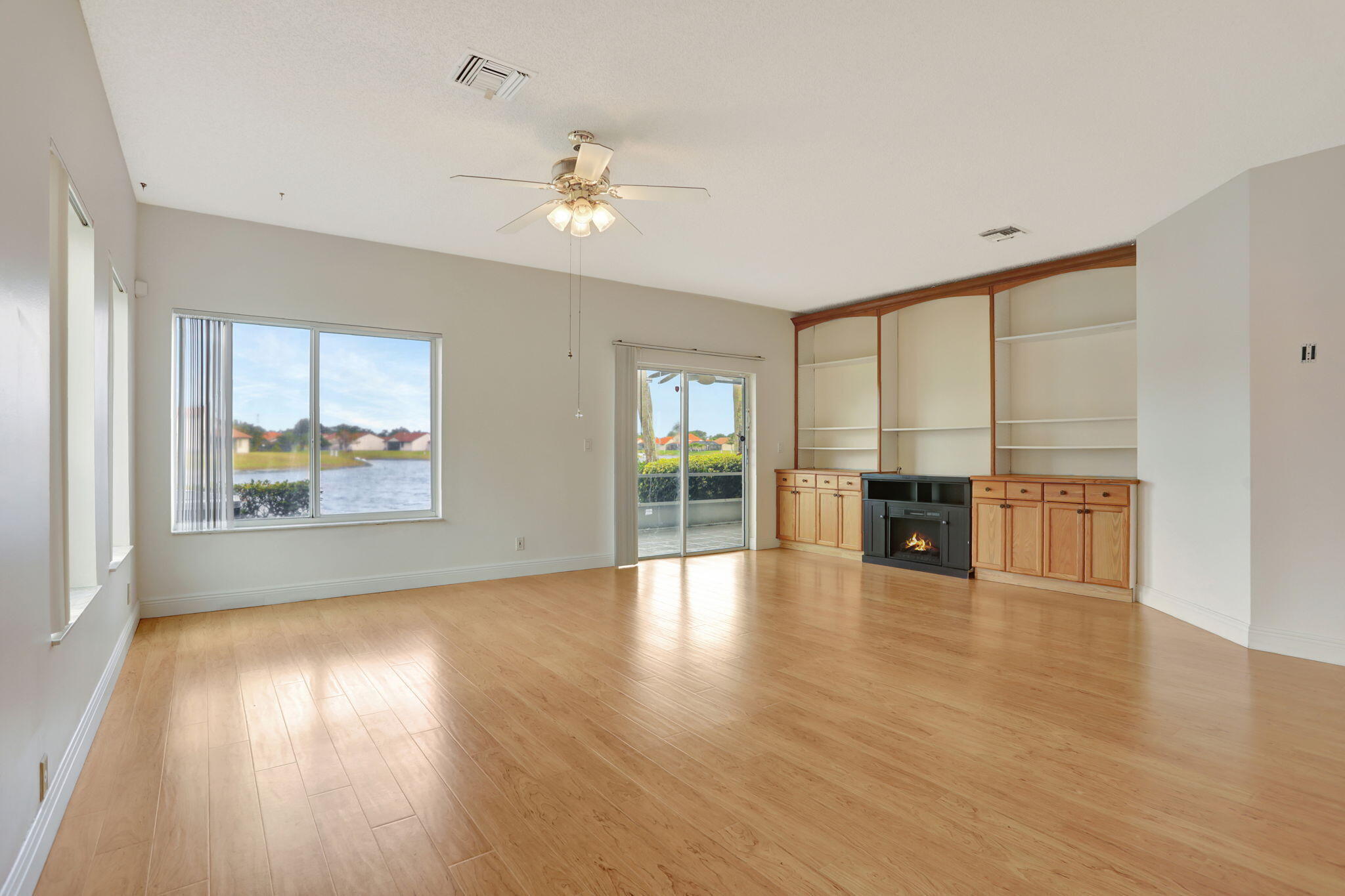 OLYMPIA & YORK RESIDENTIAL PLAT - Residential Lease