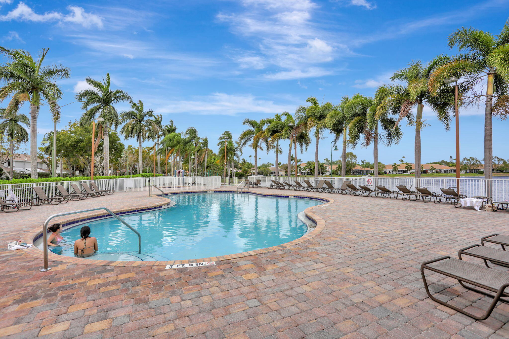 OLYMPIA & YORK RESIDENTIAL PLAT - Residential Lease
