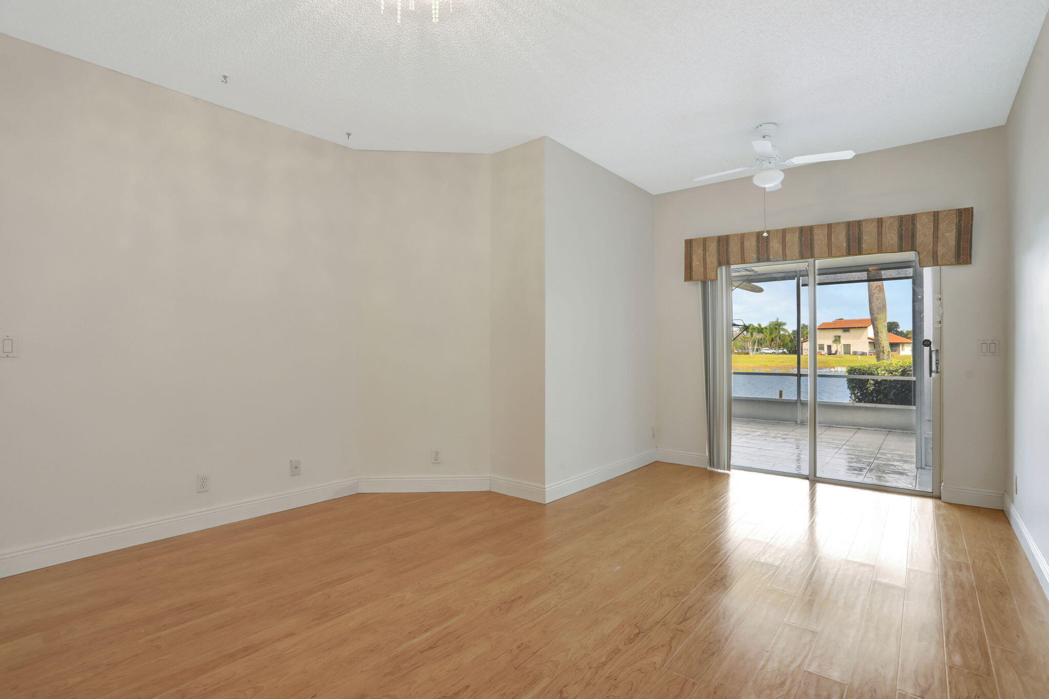 OLYMPIA & YORK RESIDENTIAL PLAT - Residential Lease